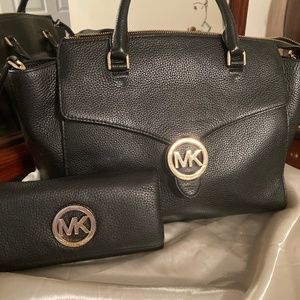 Michael Kors bag & wallet
